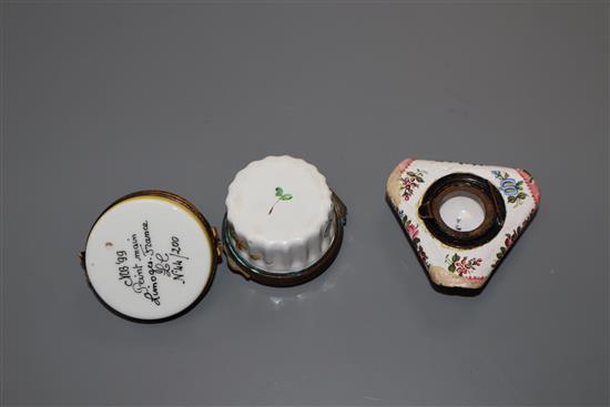 Two hat shaped pill boxes, one Limoges and an early 19th century English enamelled patch box